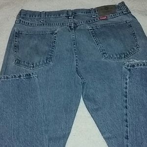 Men's  Wrangler blue denim jeans  36 x 30